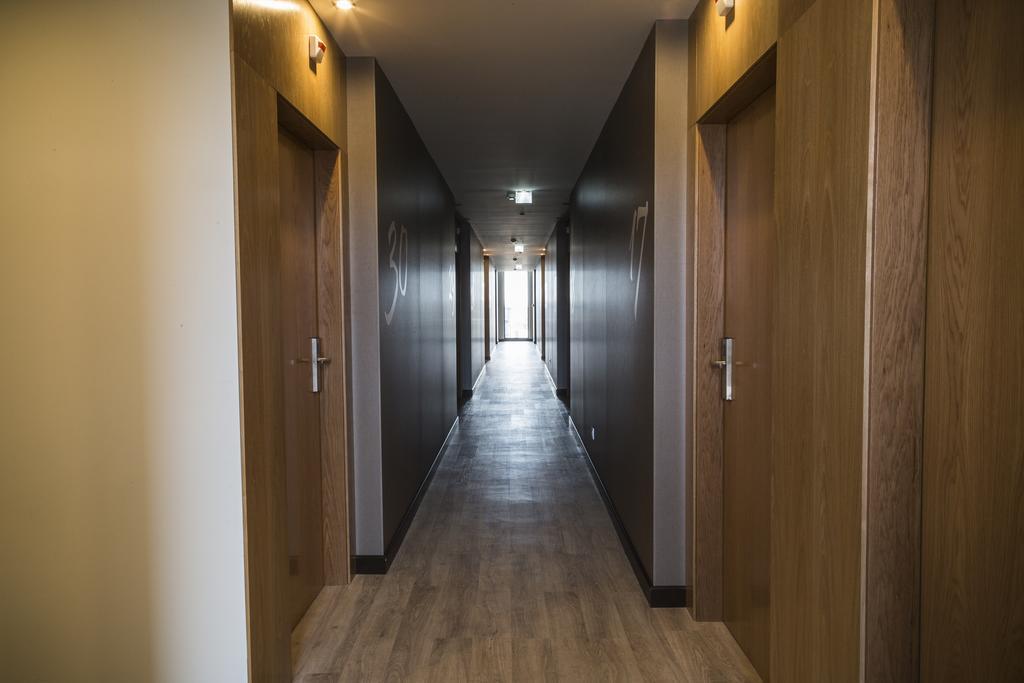 Hotel La Posada De Roces Хихон Екстериор снимка
